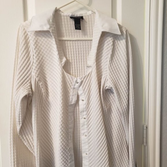 Avenue Stretch White Top - Picture 1 of 4